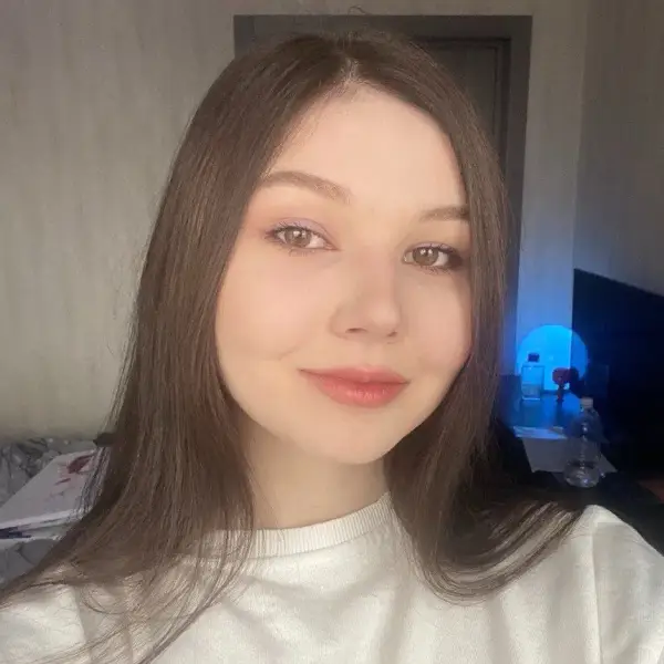 Полина Заводова