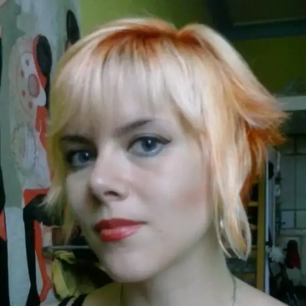 Anna Magenta