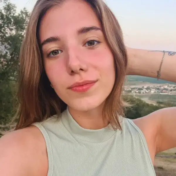 Анна Беленкова