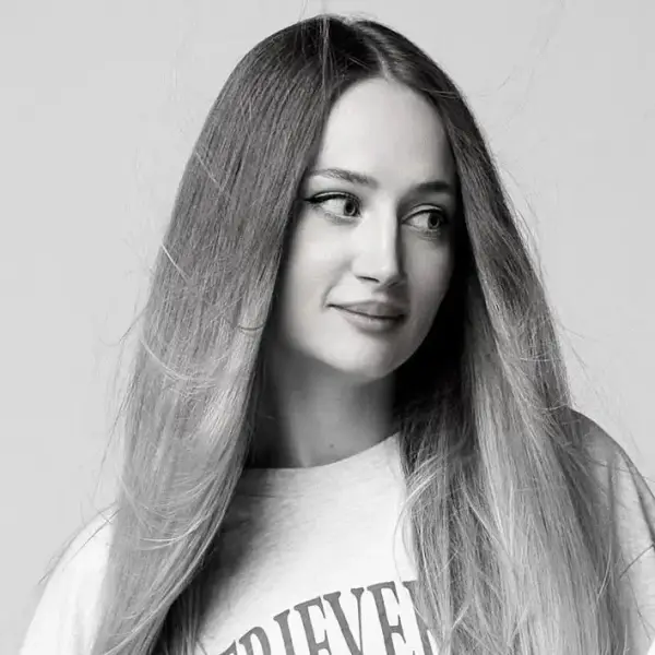 Екатерина Новикова