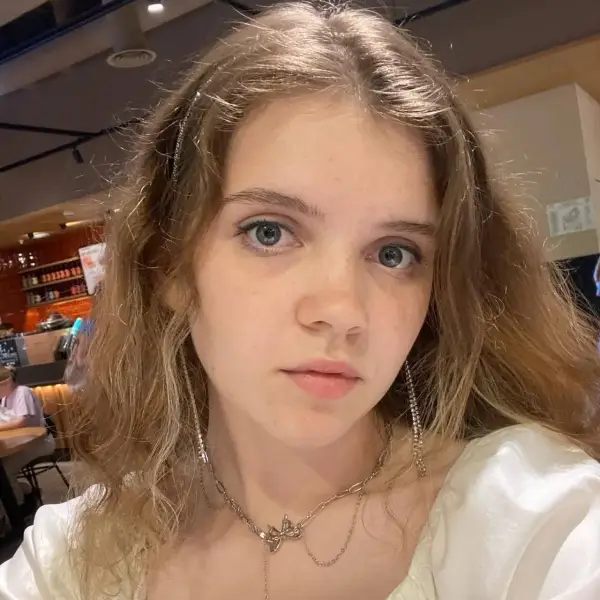 Юлия Бучельникова