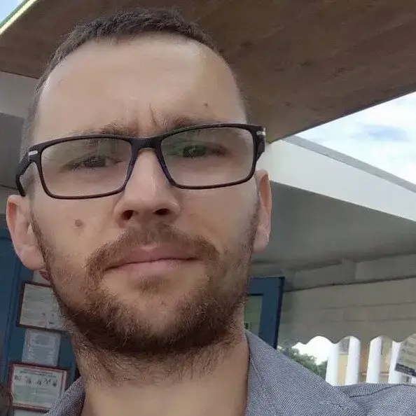 Владимир Половов