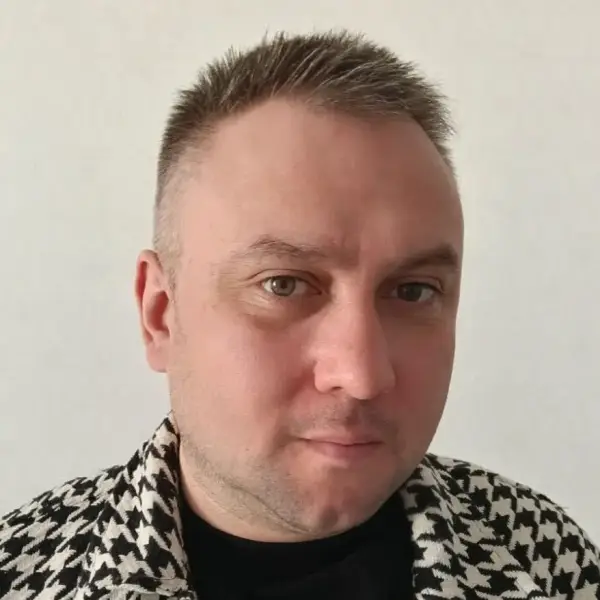 Дмитрий Макаревич