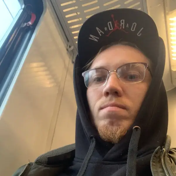 Андрей Яцков