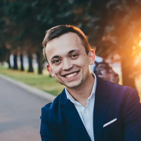 Александр Шарин