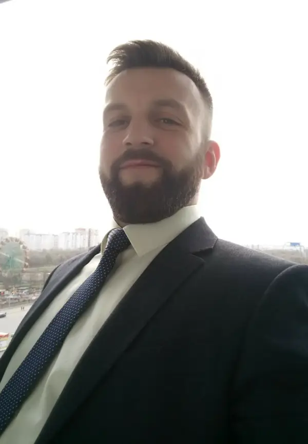 Николай Николаевич Н.
