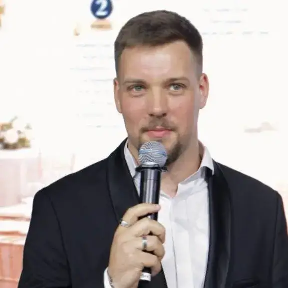 Валера Челышев