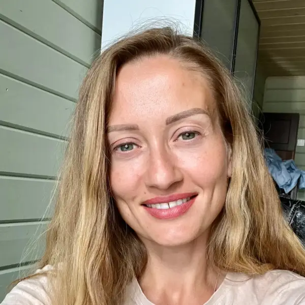 Юлия Иванова