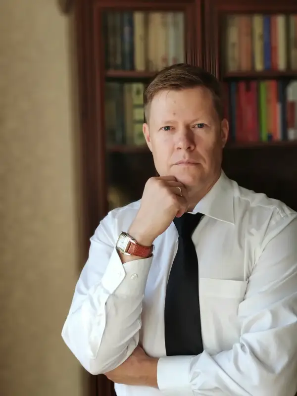 Александр Тихонов