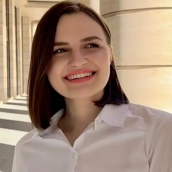 Влада Чуманова