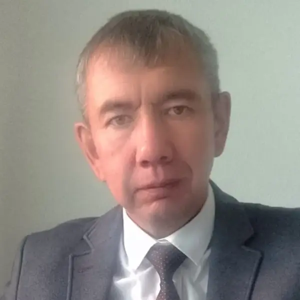 Олег Леонидович Плотников