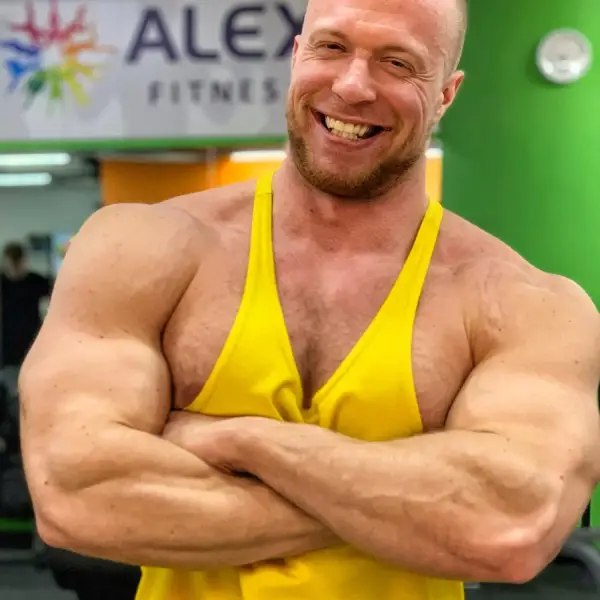 Павел Фролов