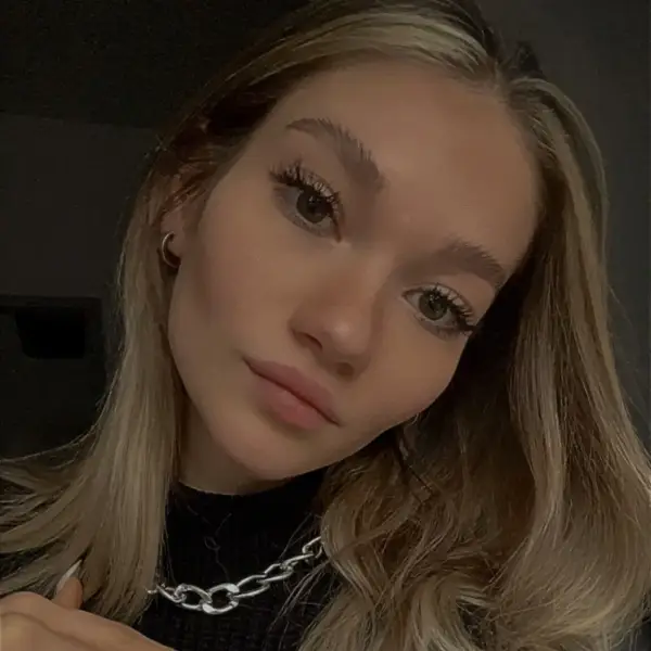 Даниэла А.