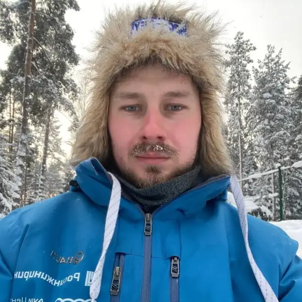 Владислав Махортов