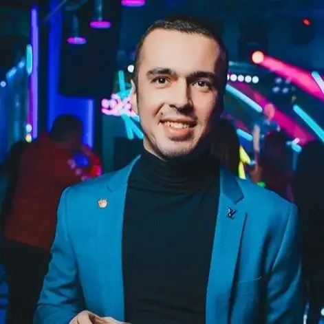 Александр Жуков