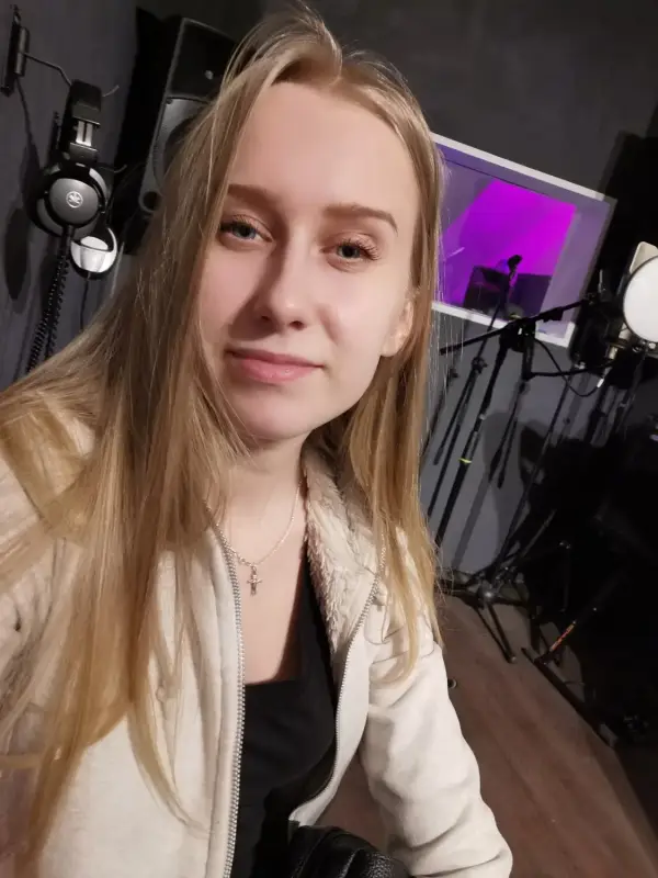Алина Артамохина