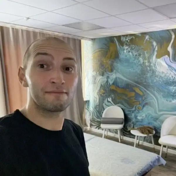 Обойщиков Е.