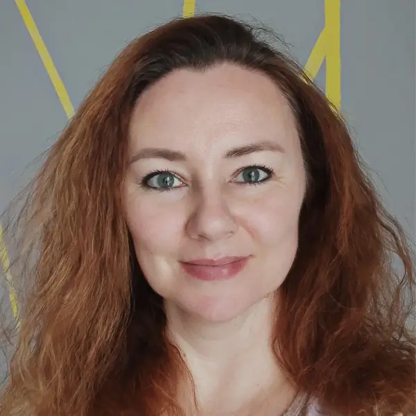 Елена Суханова