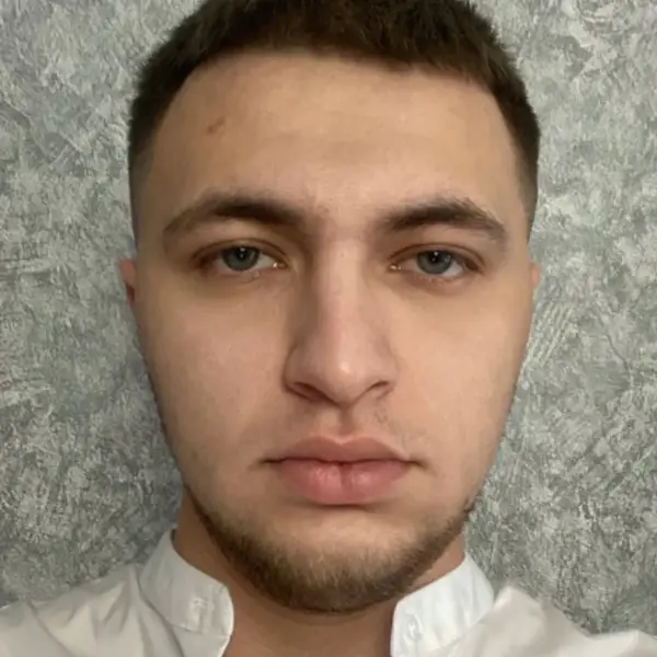 Дмитрий Ефремов