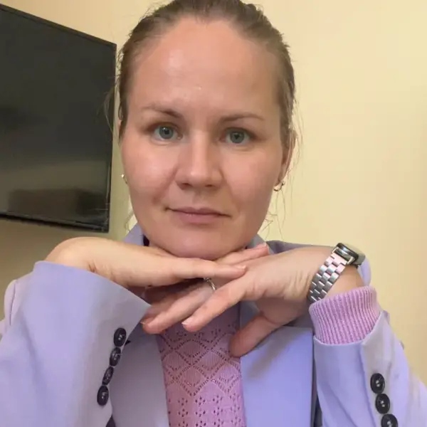 Вероника Долгоножко