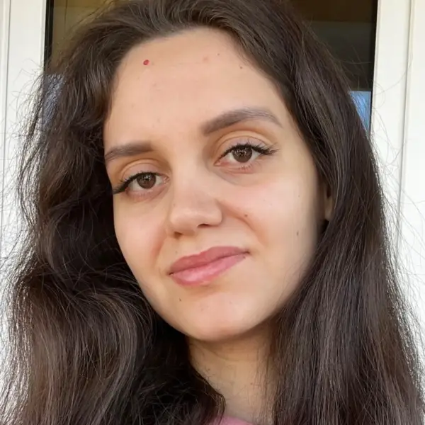 Алина Кракова