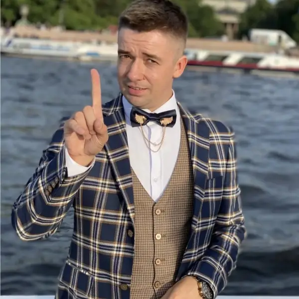 Александр Рафикович Кашапов