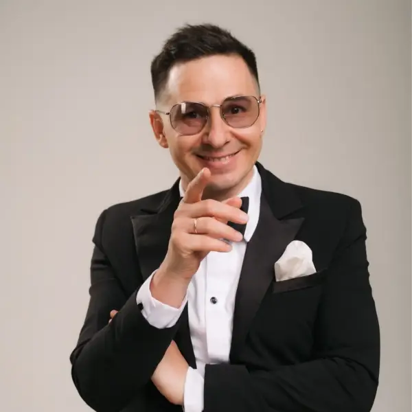 Александр Ленин