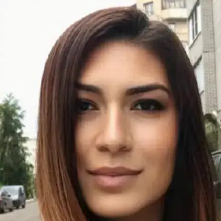 Анна Шармазанян
