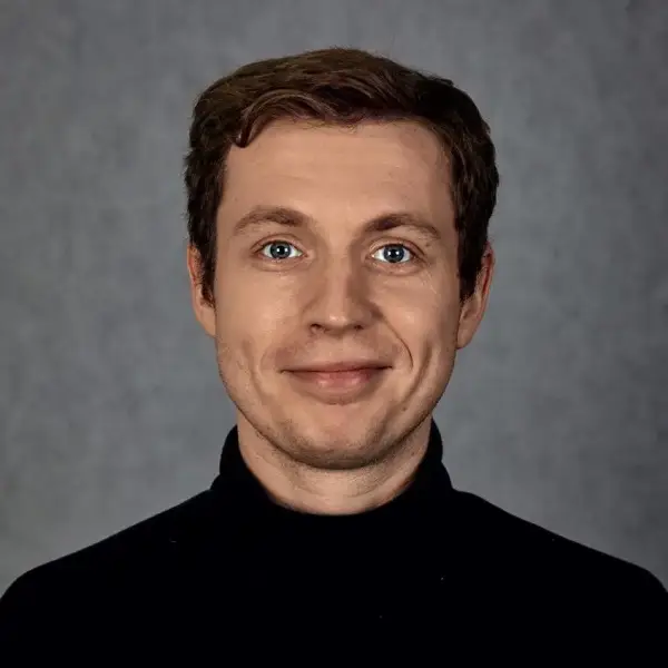 Артур Смирнов