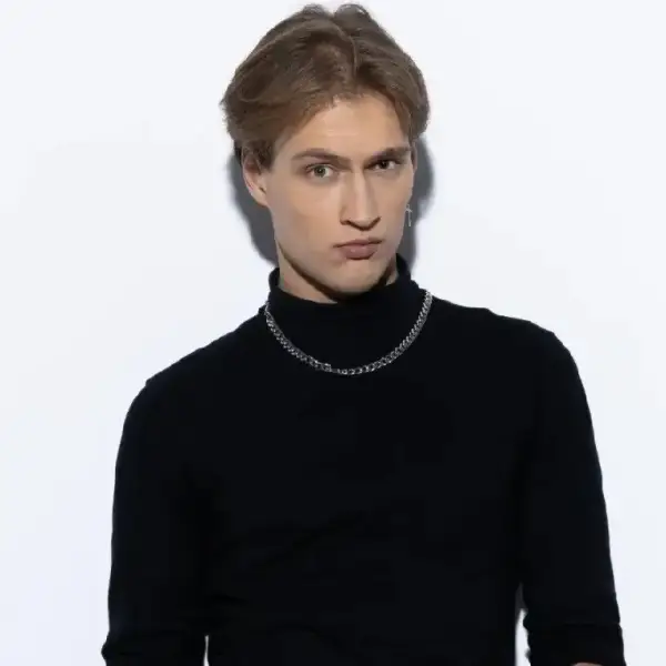 Даниил Ручьев