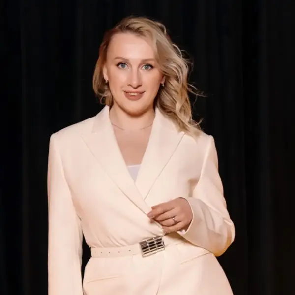 Алина Глушкова