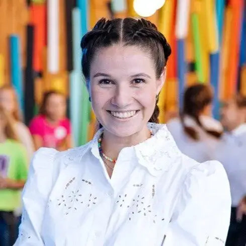 Софья Зотова