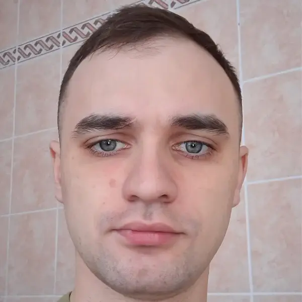 Максим Вдовин