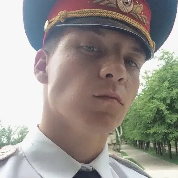 Евгений Емельянов