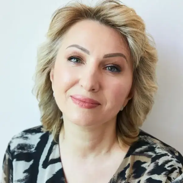 Людмила Наумова