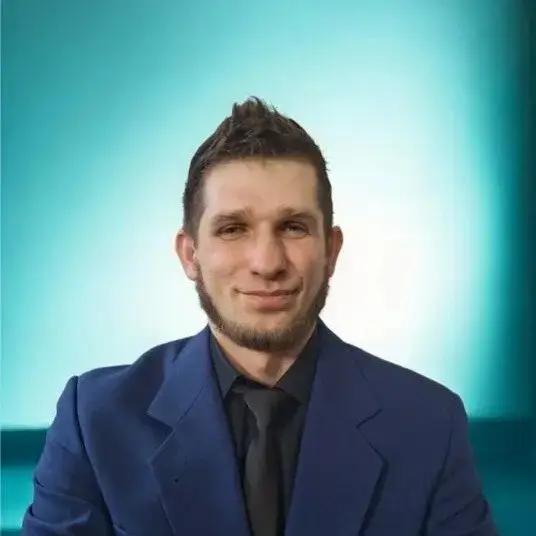Денис Коваленко