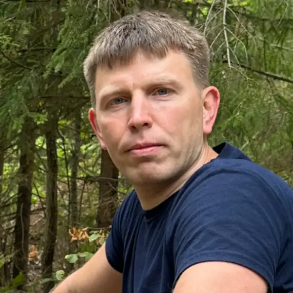 Виталий Пахомов