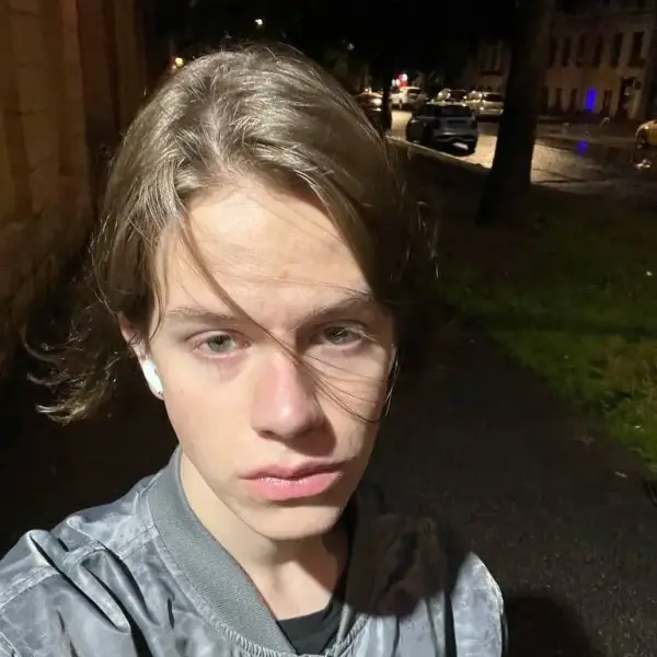 Алексей Пряхин